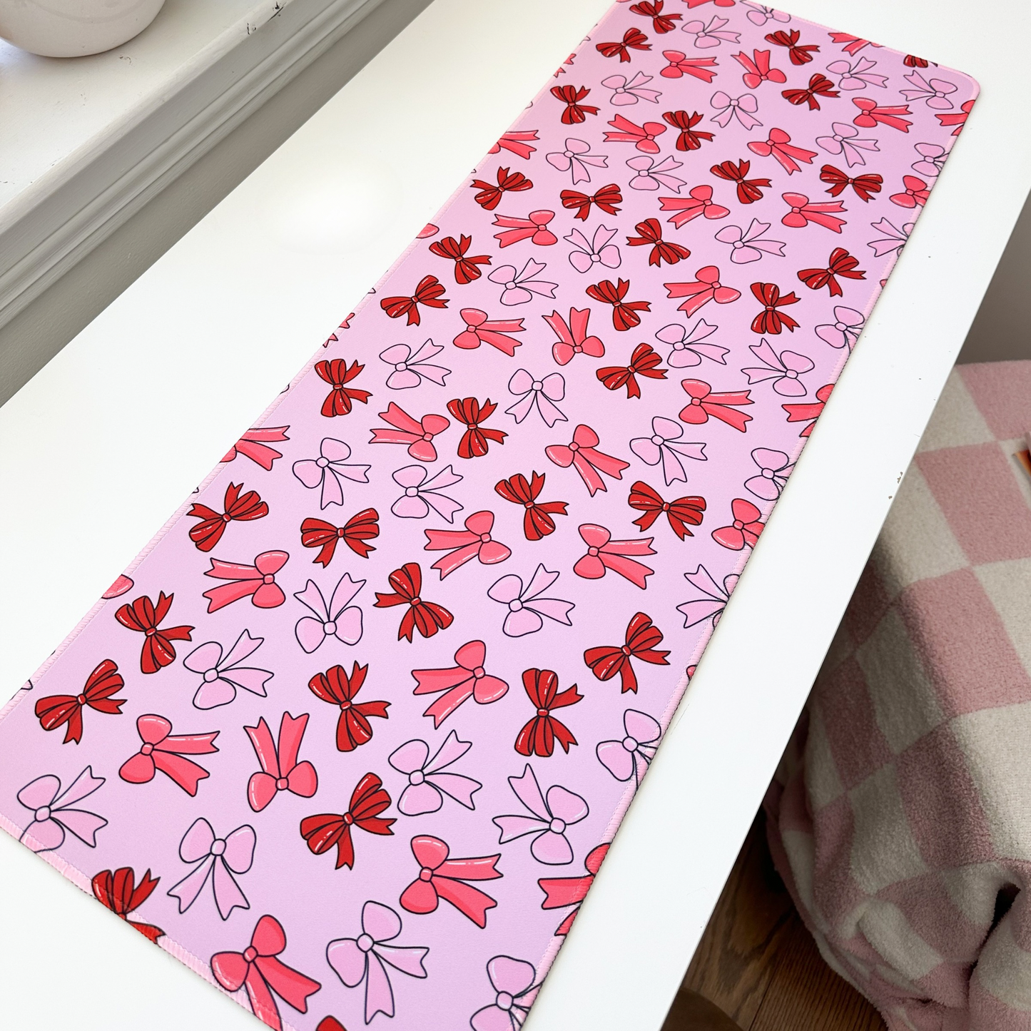 Bow Desk Pad